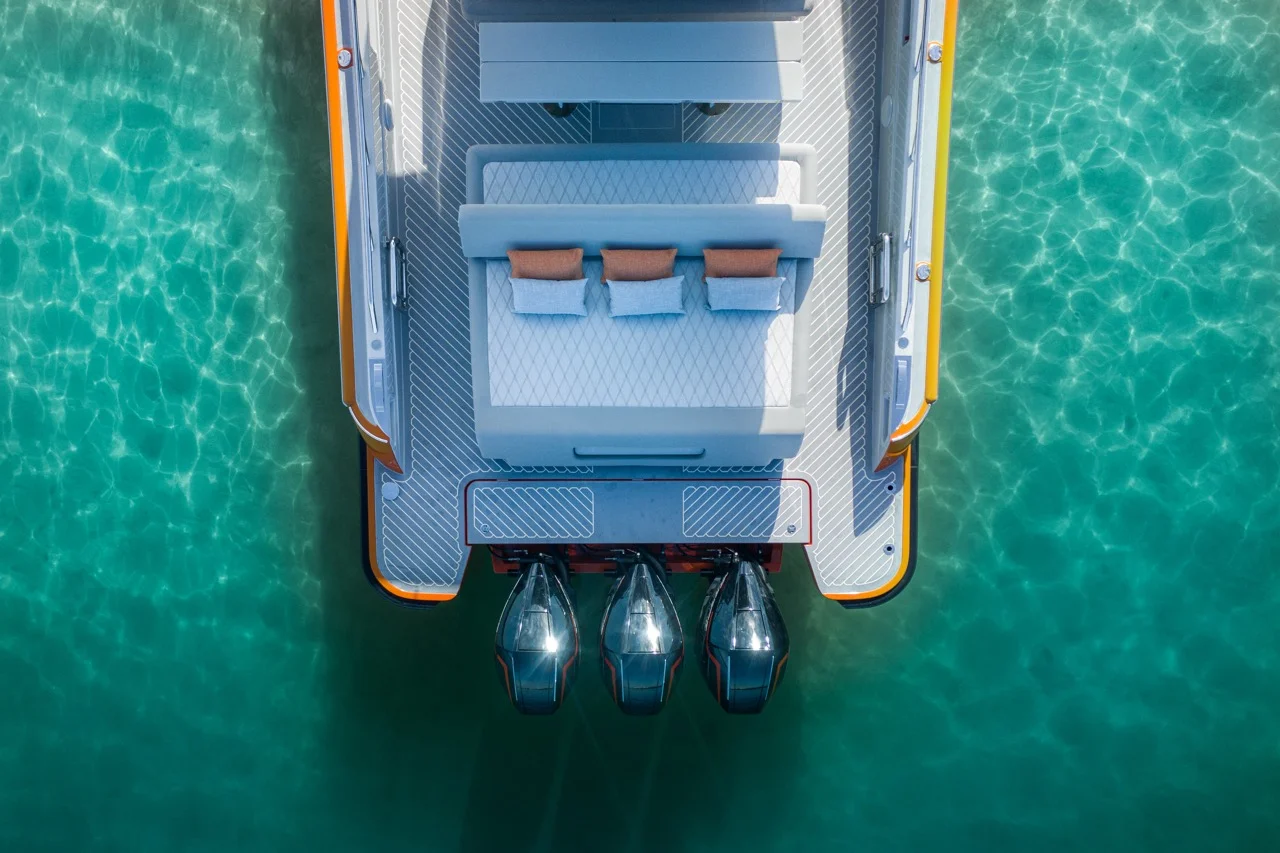 Canados Gladiator 431 Speedster — photo 3