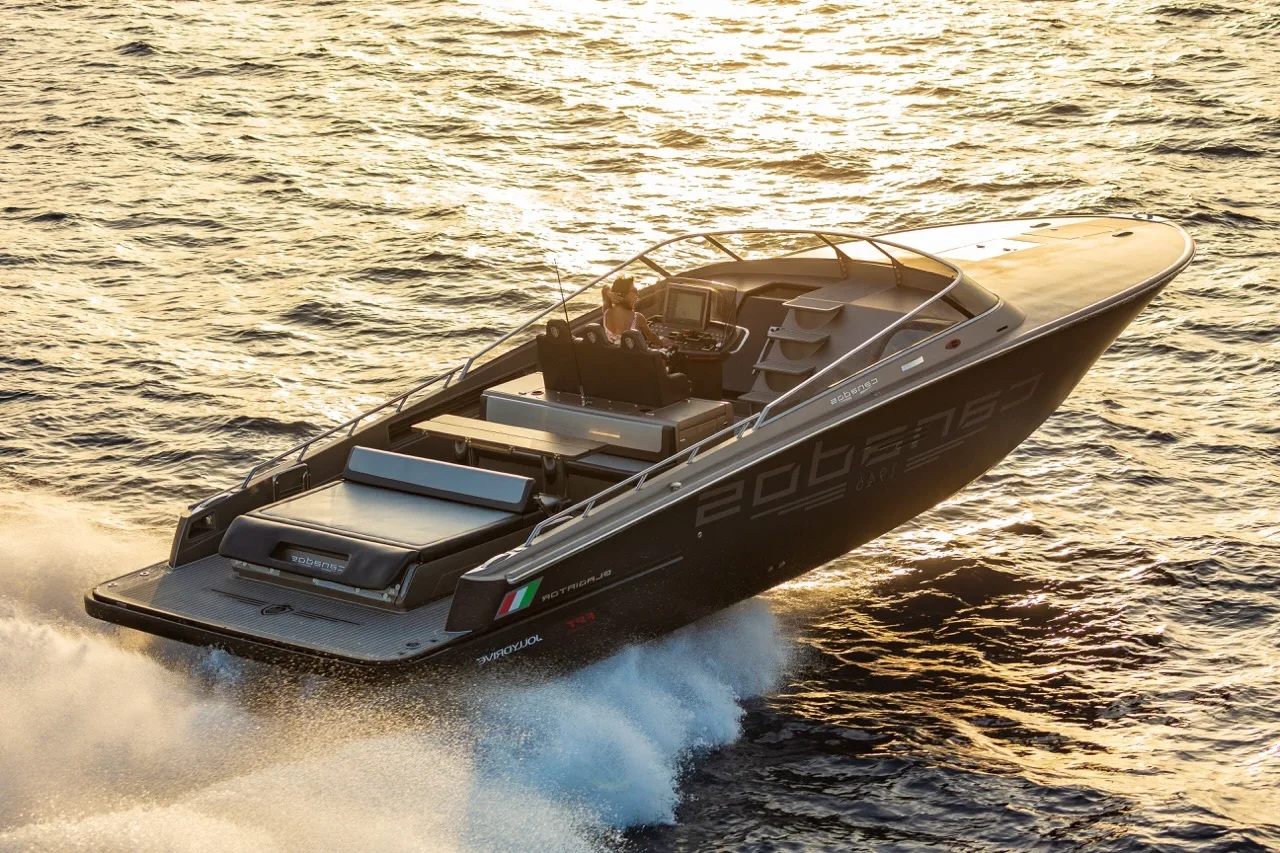 Canados Gladiator 431 Speedster — photo 5