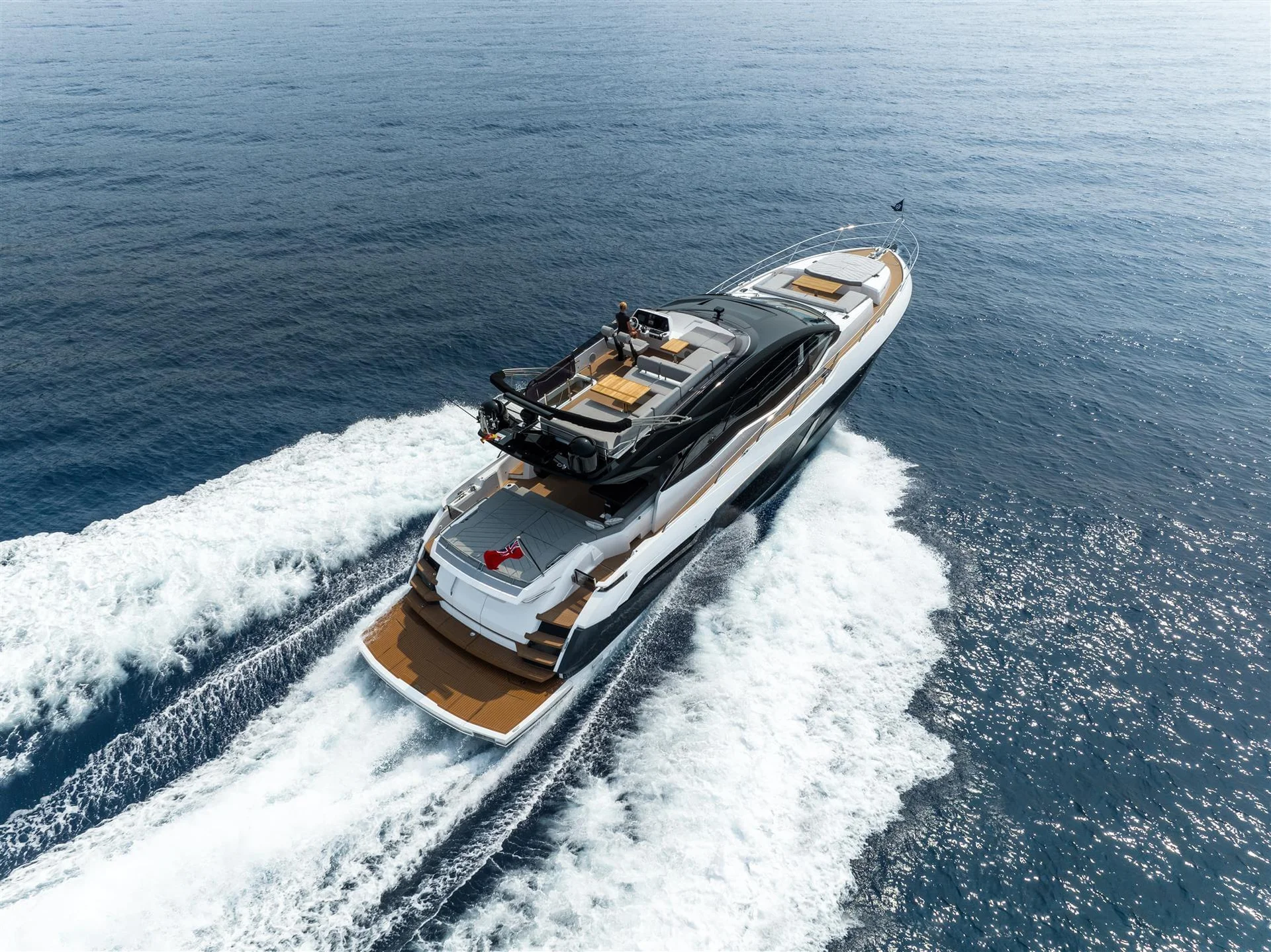 Sunseeker 75 SPORT YACHT — photo 4