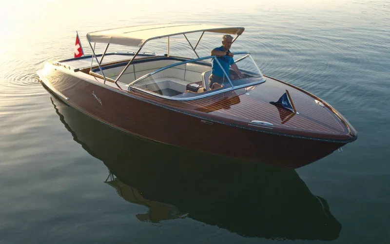 Boesch Boats Boesch 860 Monaco Deluxe — photo 1