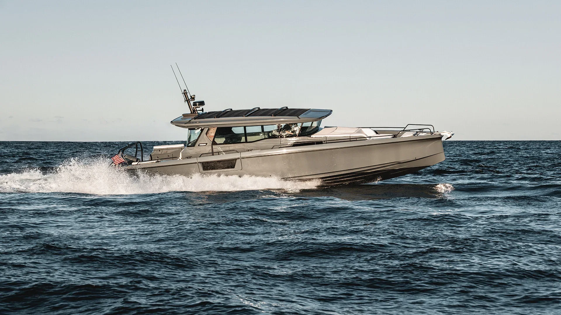 Brabus Marine Shadow 1500 XC Cross Cabin — photo 1