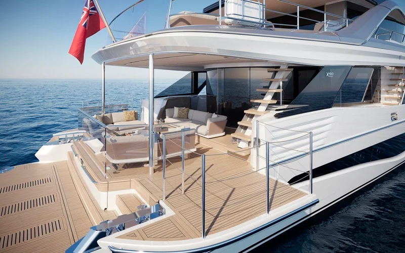 Princess Yachts X90 — photo 3