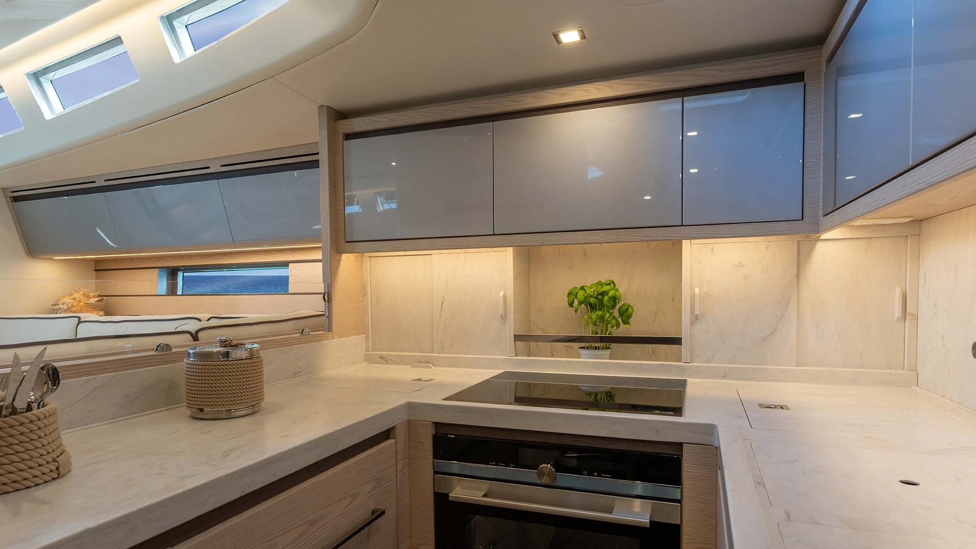 ICe Yachts ICE 62 targa — photo 8