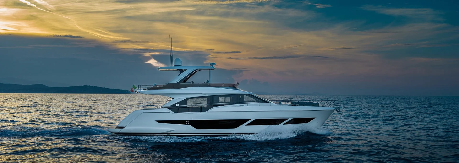 Ferretti Yachts 670 — photo 1