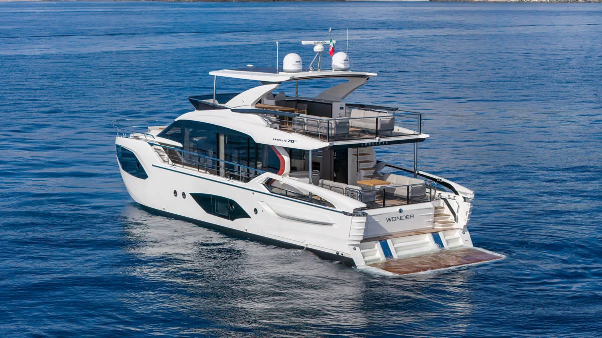 Absolute Yachts 70 FLY — photo 2