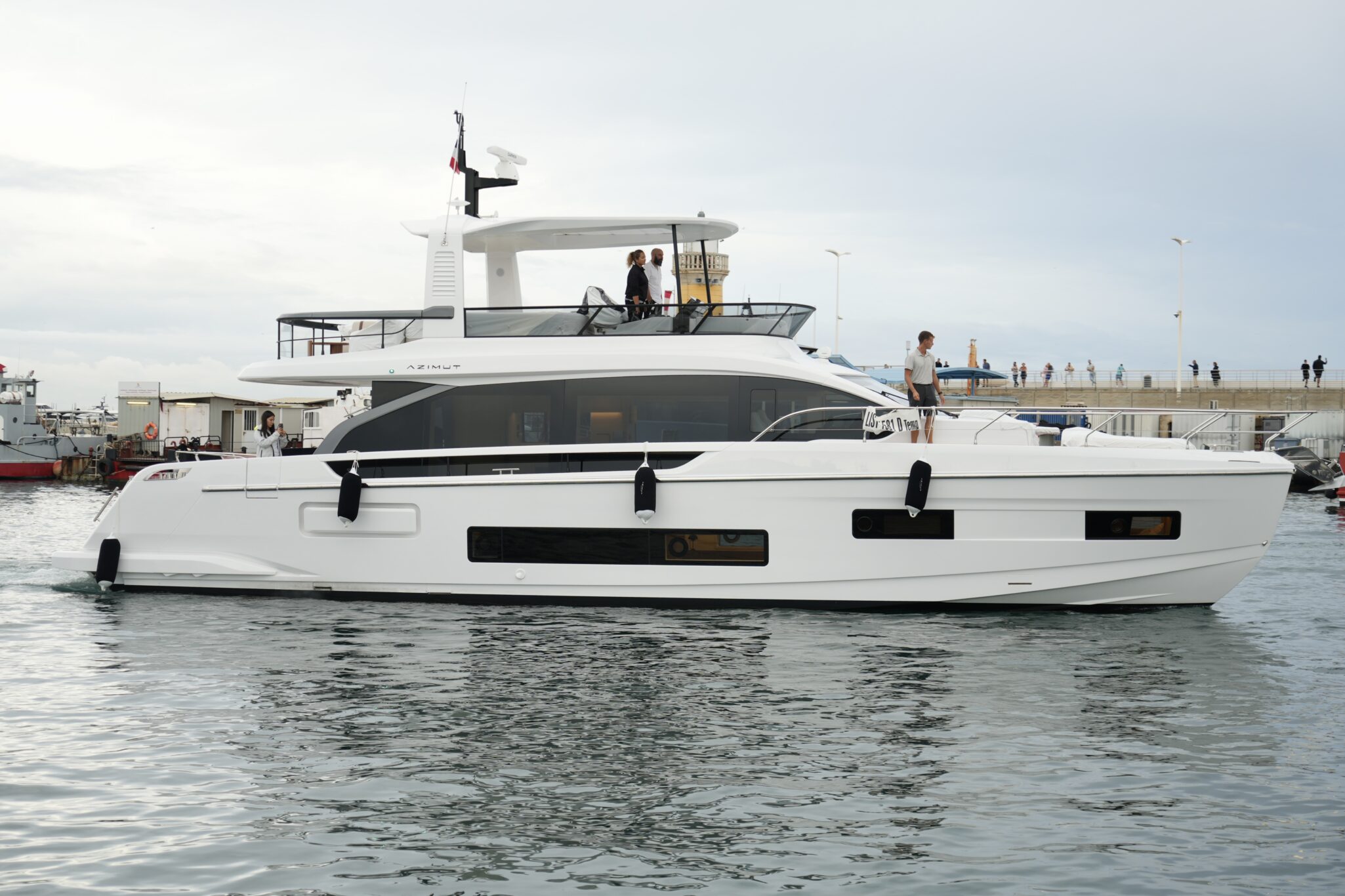 Azimut Fly 62 — photo 2