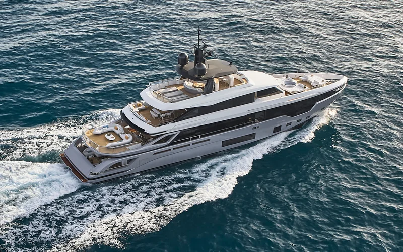 Azimut Grande Trideck — photo 1