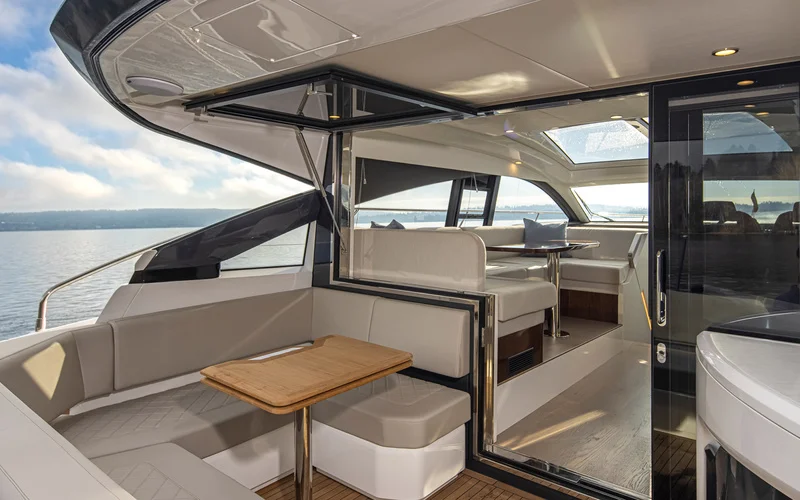 Fairline Targa 45 GT — photo 5