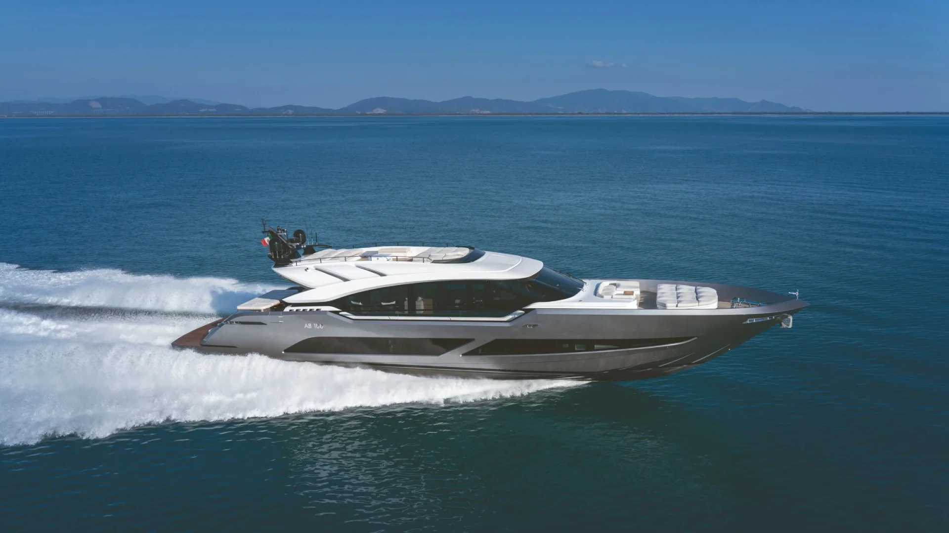 AB Yachts AB 100 — photo 1