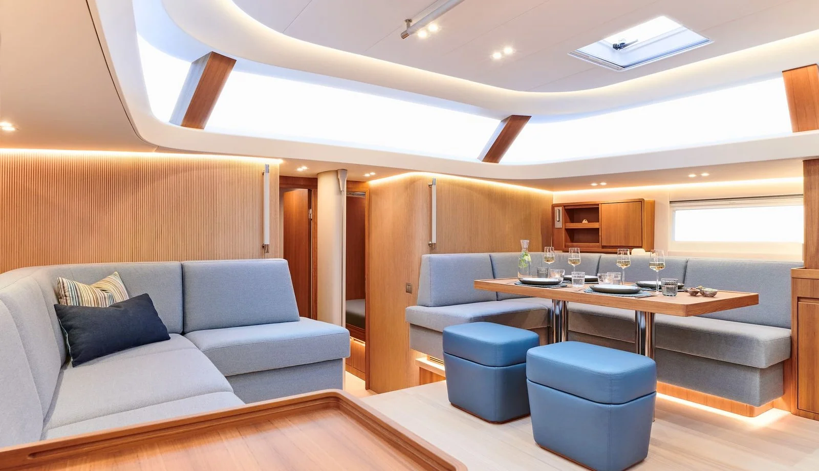 Contest Yachts Contest 63CS — photo 10