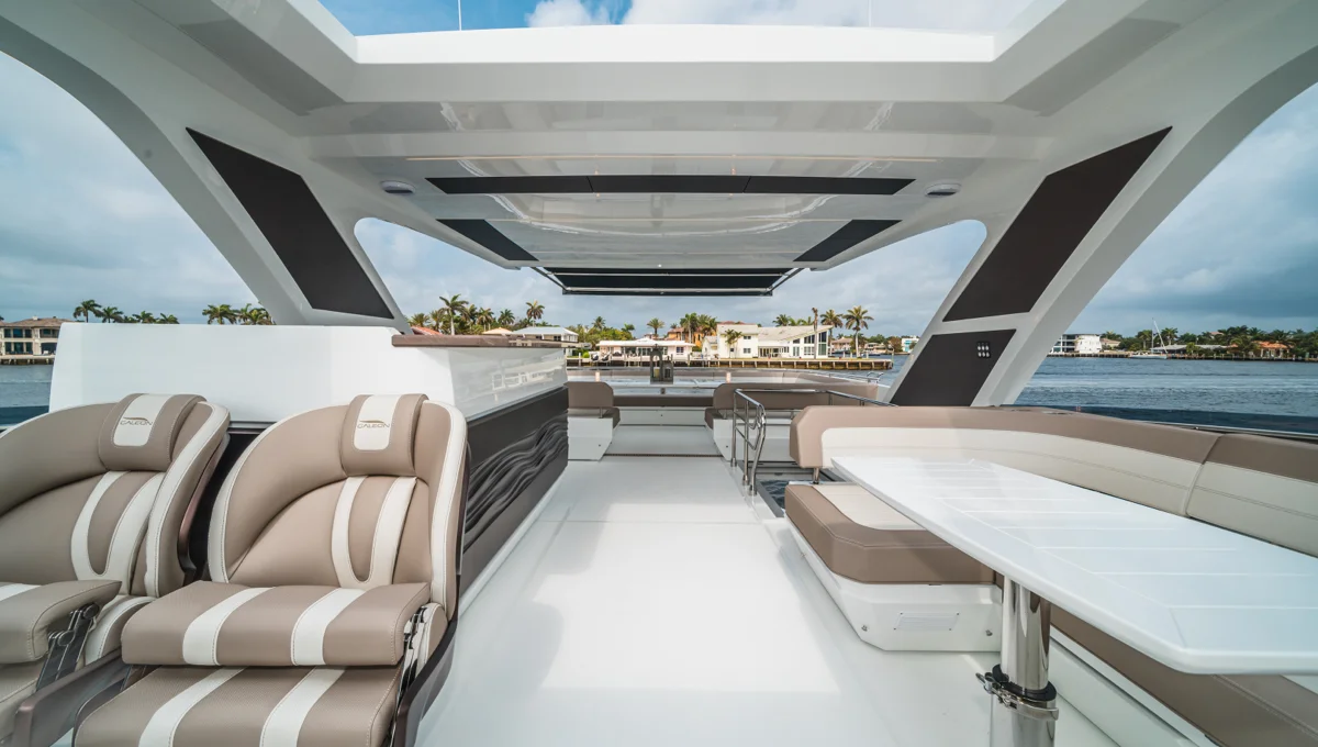 Galeon 680 fly — photo 10