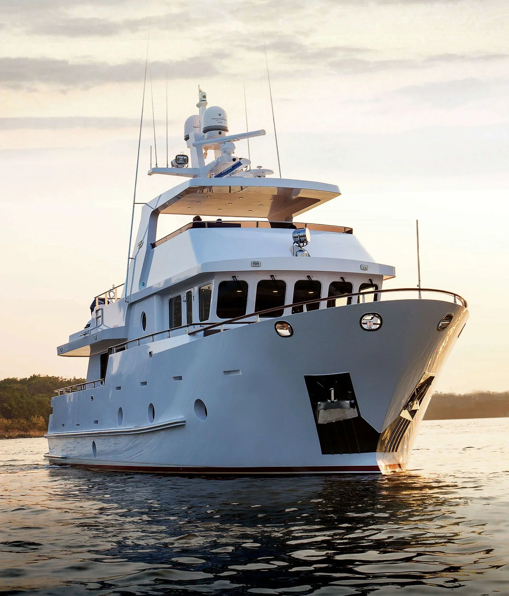Bering Yachts B65 — photo 1