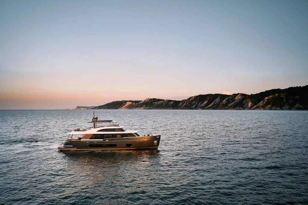 Azimut Magellano 25M — photo 1