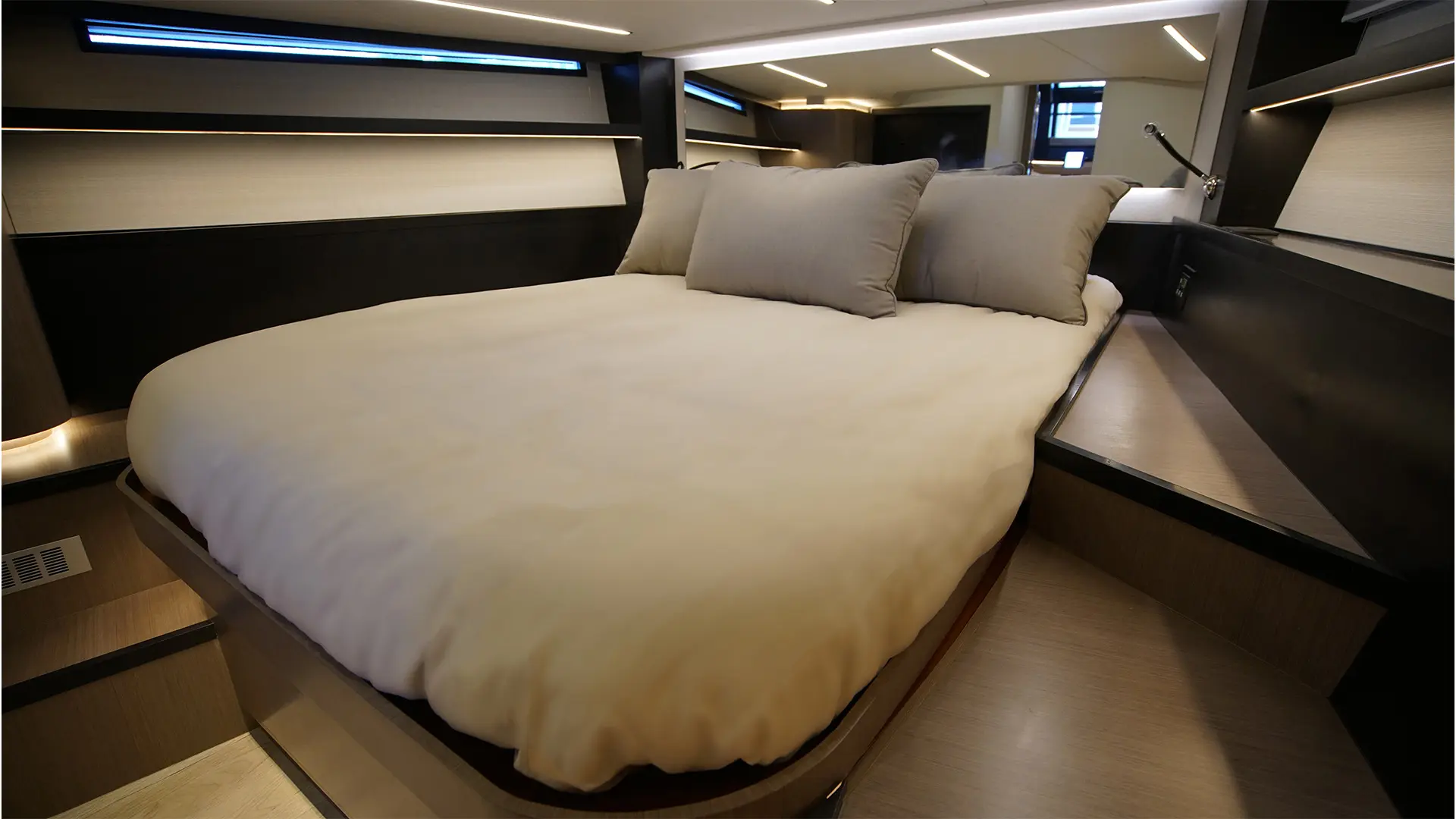 Okean Yachts Okean 57 — photo 9