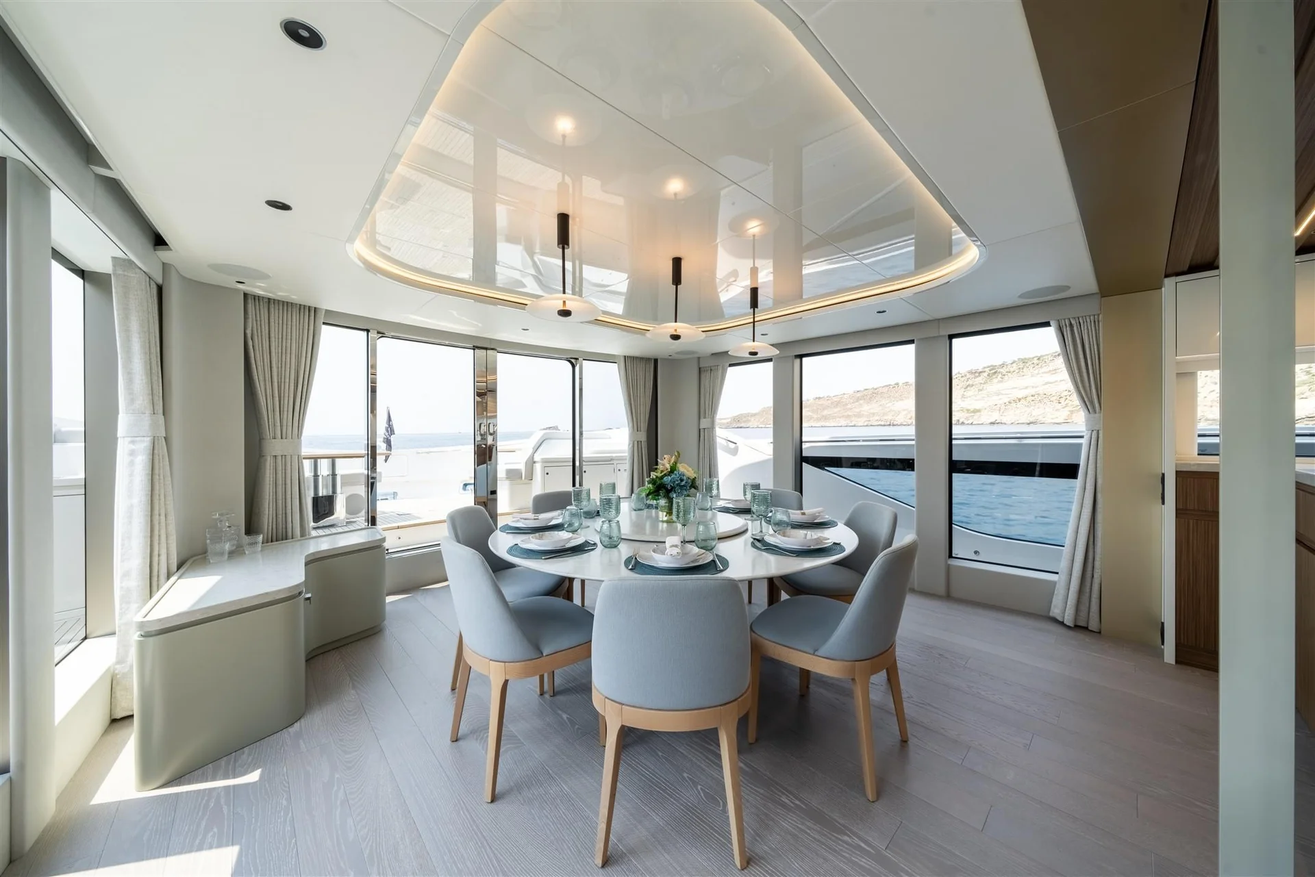 Sunseeker 82 Ocean — photo 8