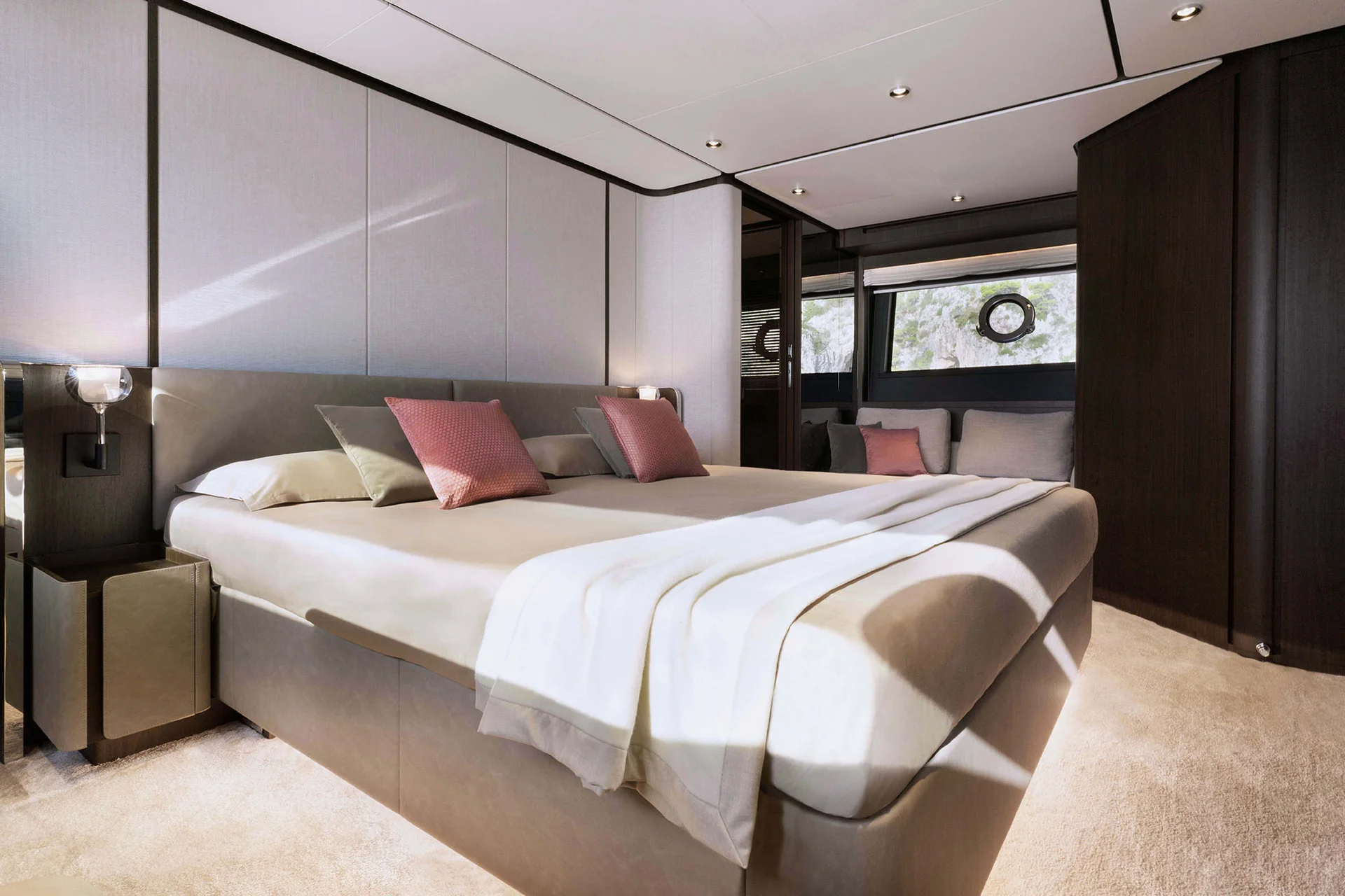 Ferretti Yachts 860 — photo 9