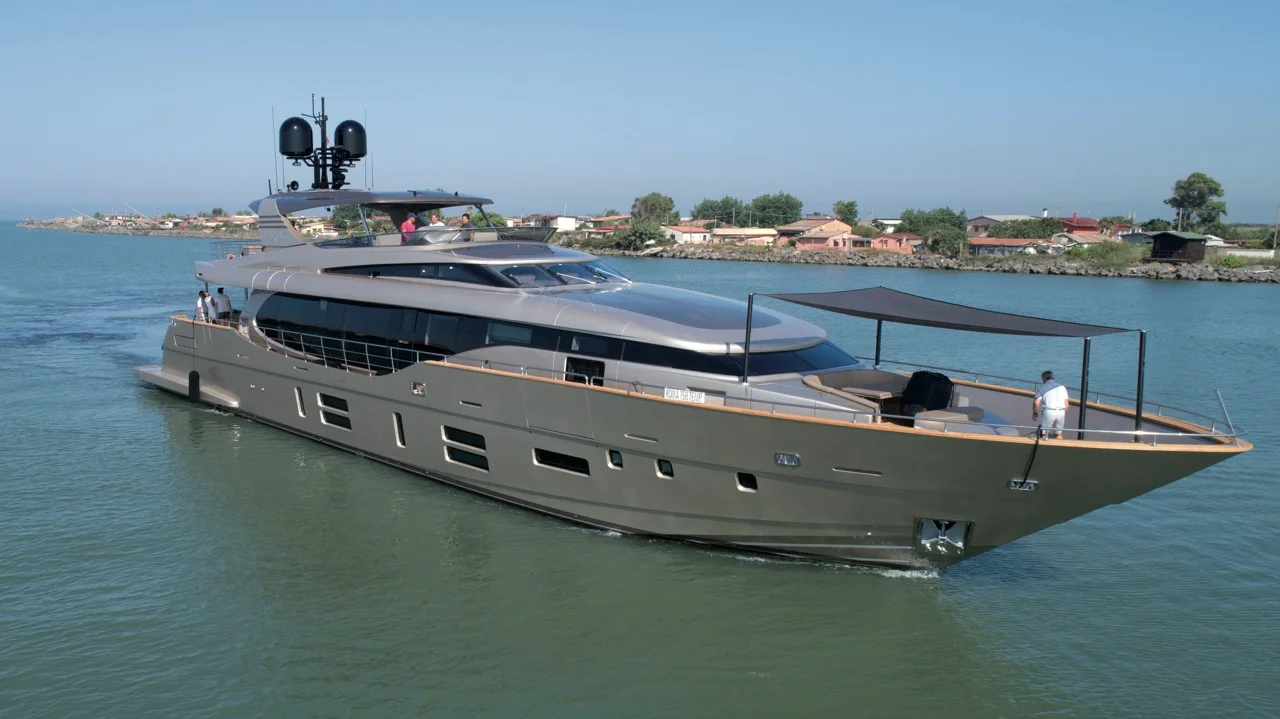Canados 122 Caesar — photo 2
