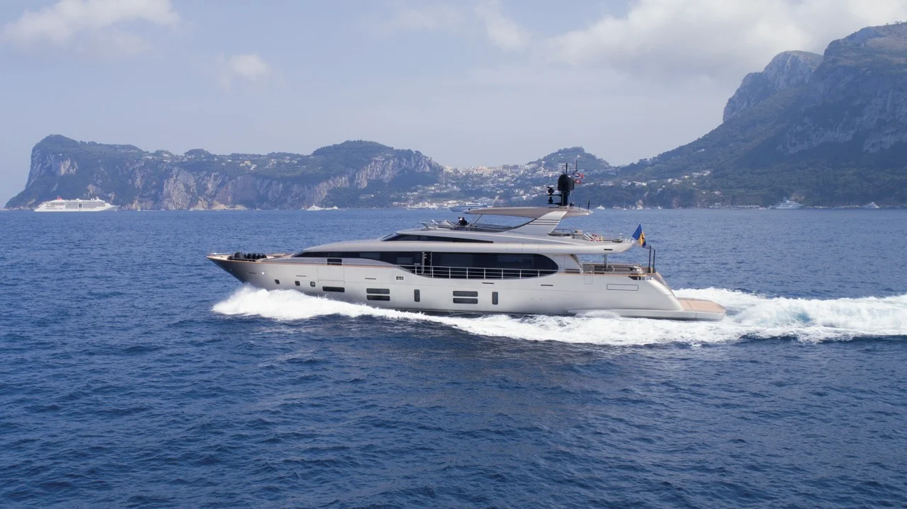 Canados 122 Caesar — photo 3