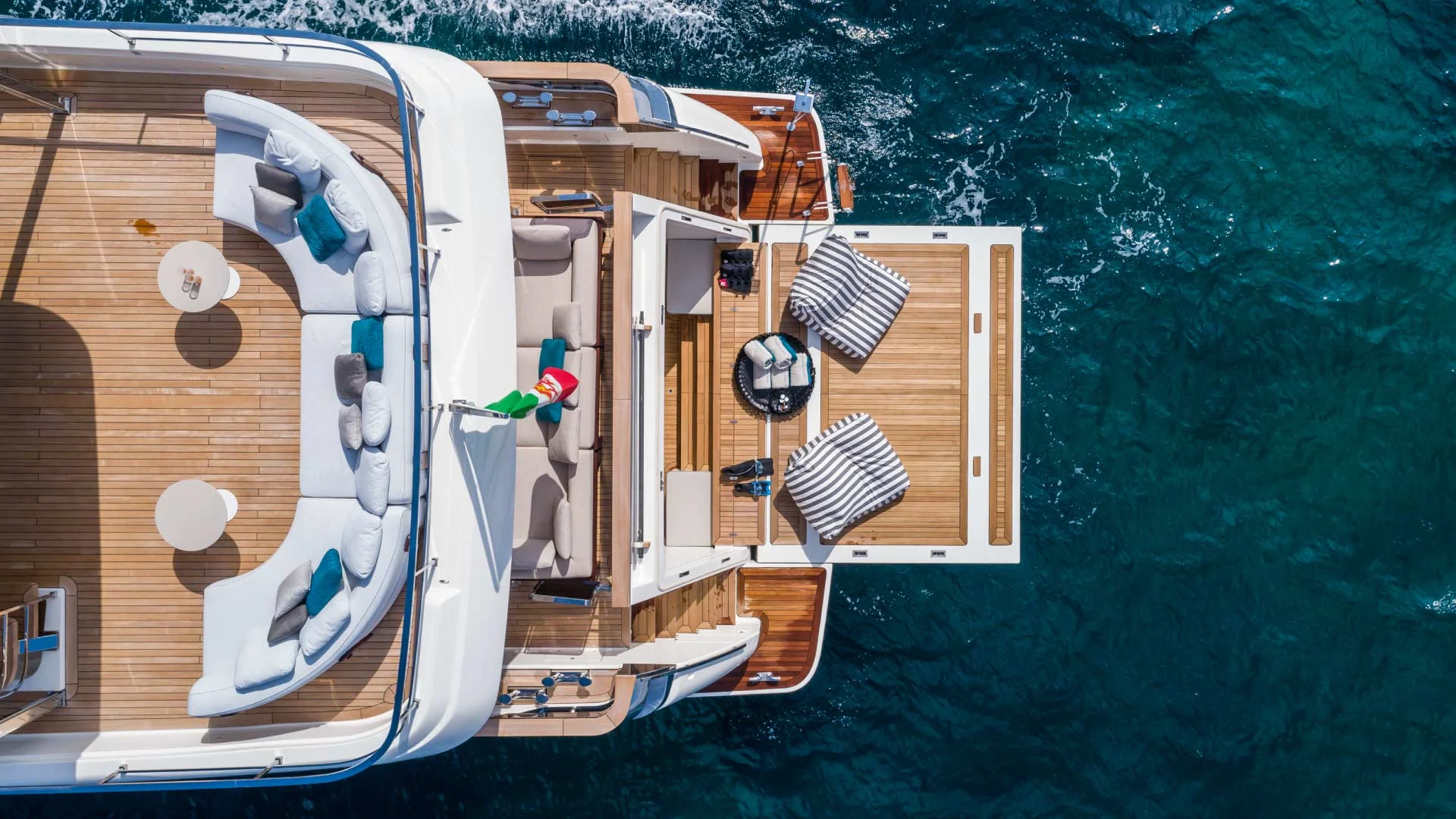 Custom Line Navetta 42 — photo 4