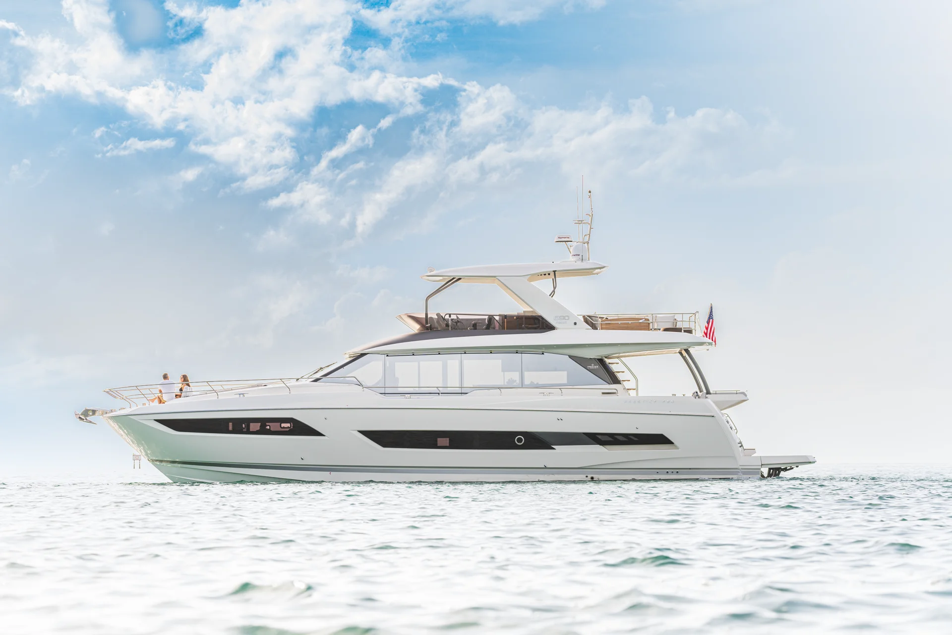 Prestige Yachts Prestige 690 — photo 6