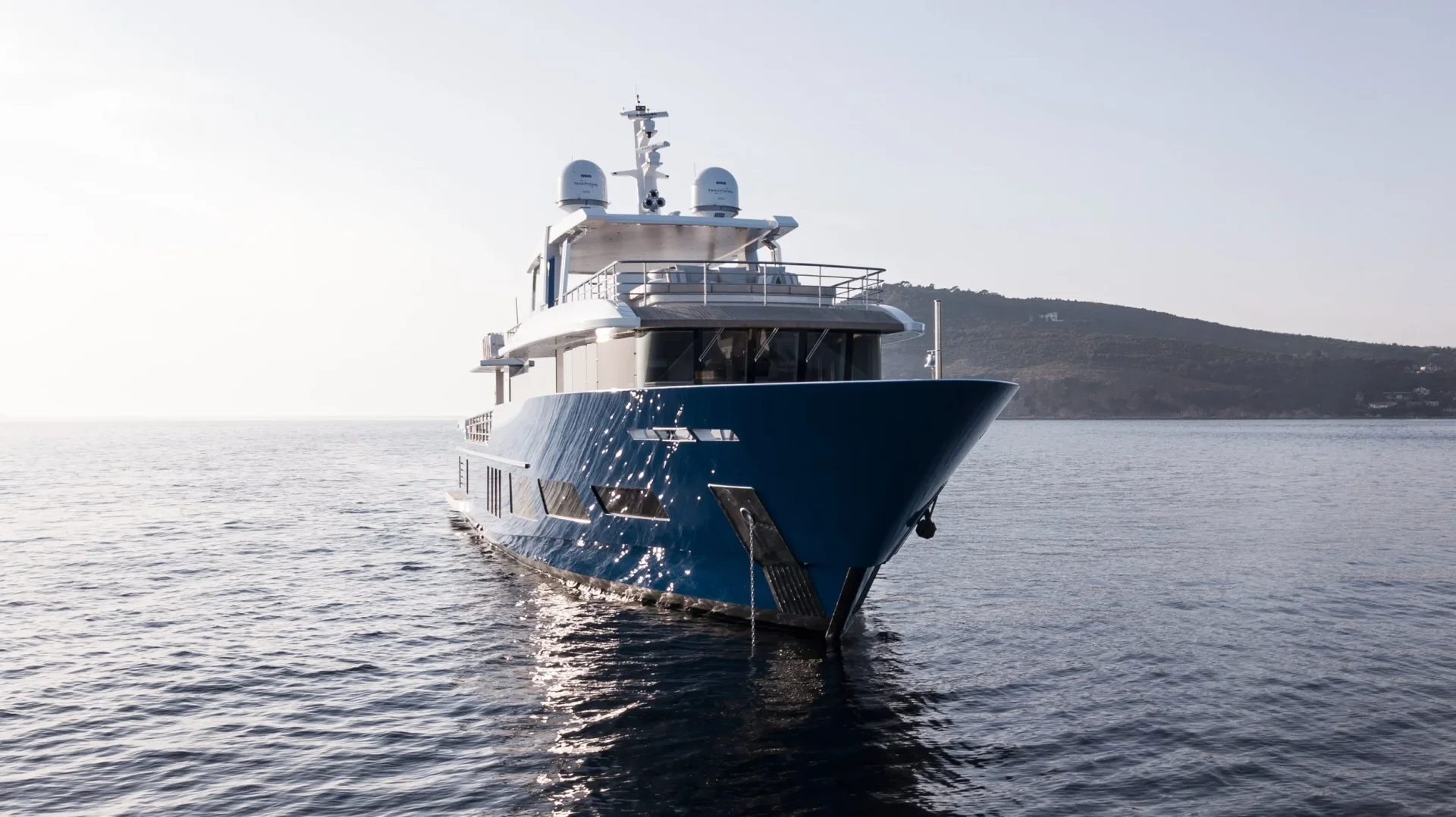 Alpha Yachts Alfresco 125 OPEN — photo 9