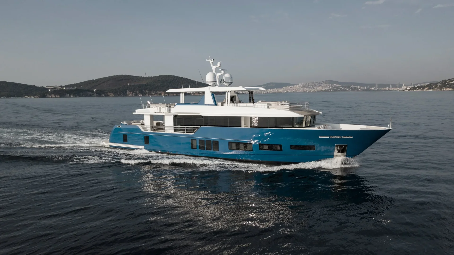 Alpha Yachts Alfresco 125 OPEN — photo 10