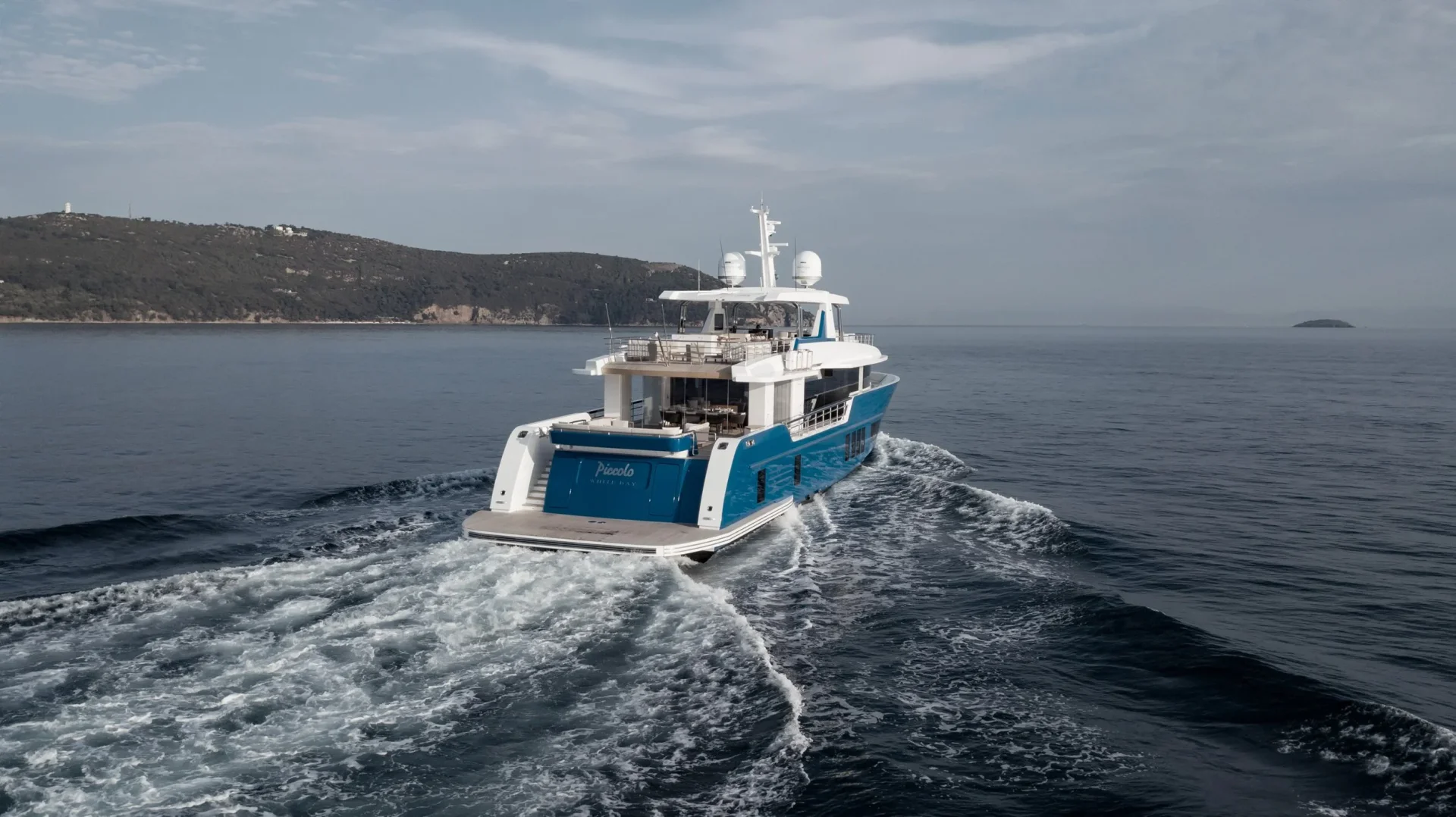 Alpha Yachts Alfresco 125 OPEN — photo 4