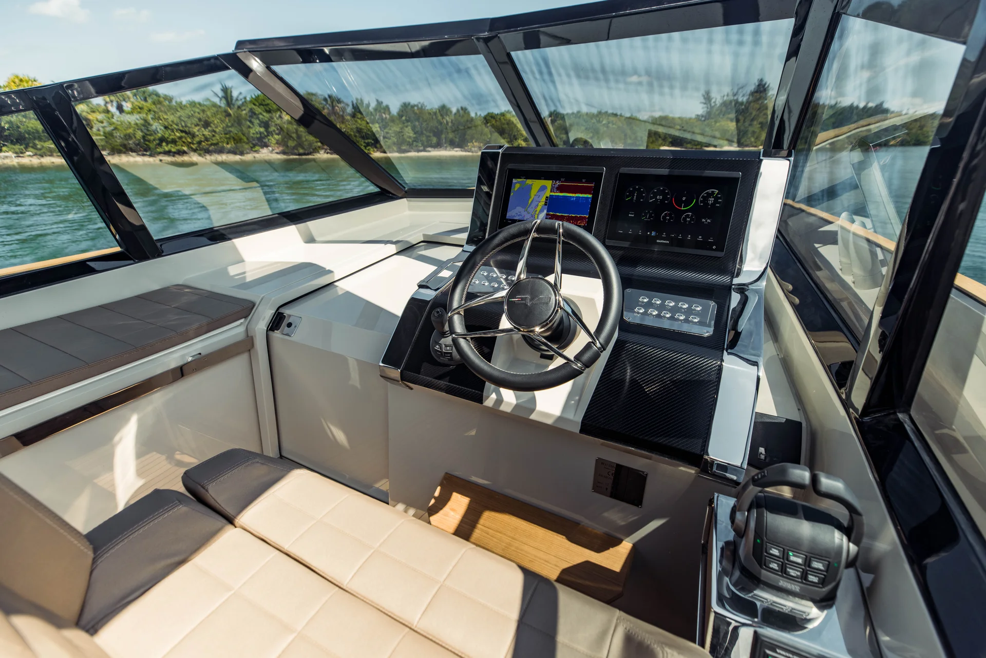 EVO Yachts EVO R4 WA — photo 2
