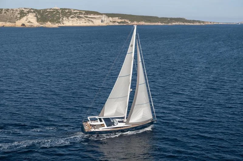 Jeanneau Yachts 65 — photo 7