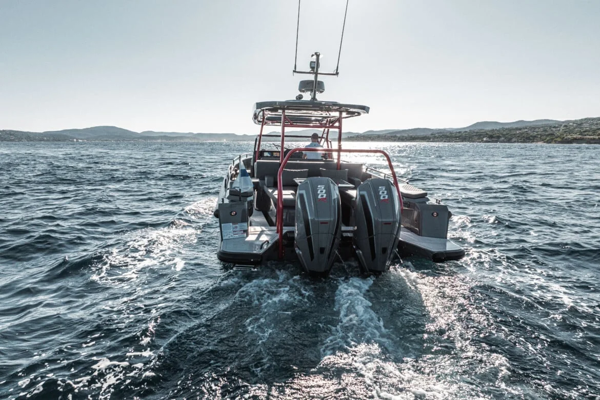 Brabus Marine Shadow 1000 Sun-Top Phantom — photo 3