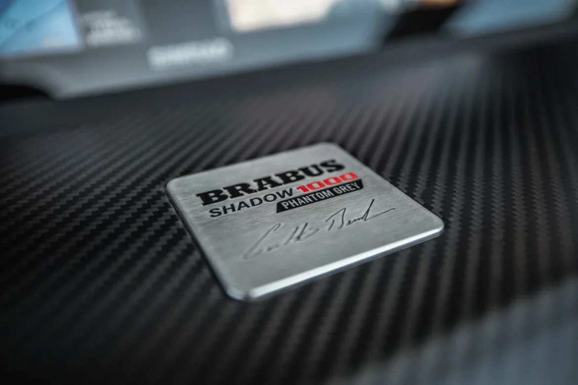 Brabus Marine Shadow 1000 Sun-Top Phantom — photo 4