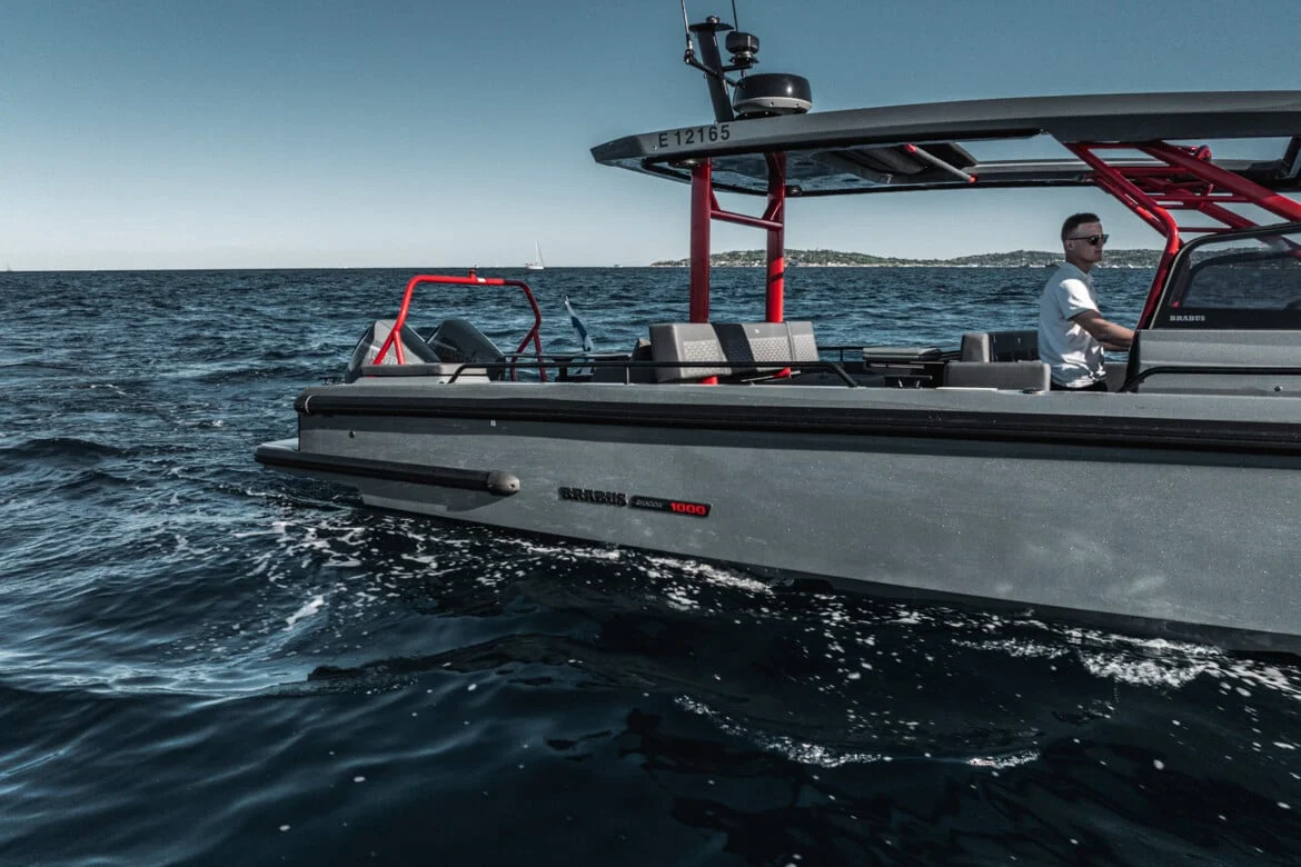 Brabus Marine Shadow 1000 Sun-Top Phantom — photo 7