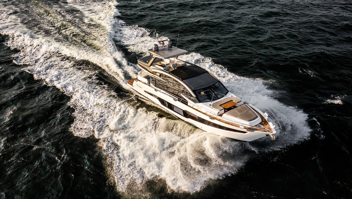 Galeon 700 sky — photo 2