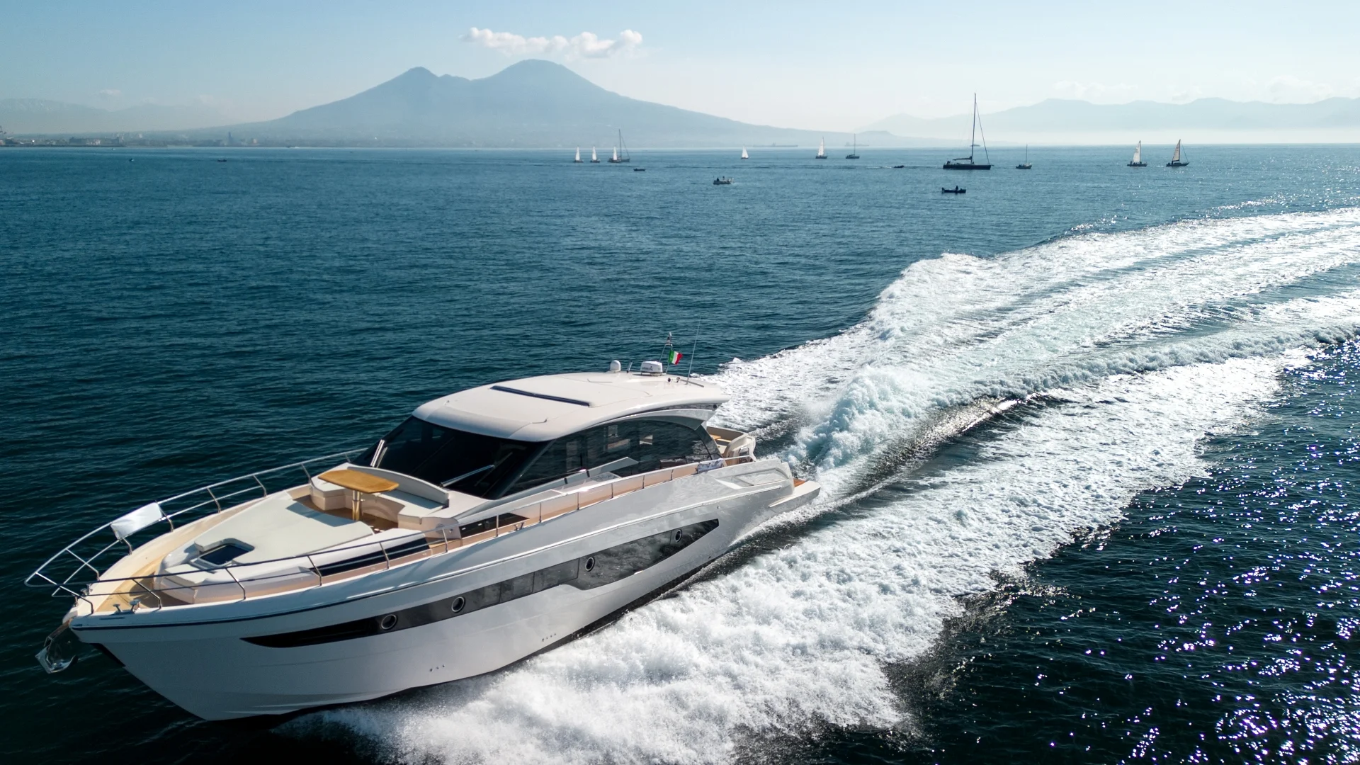 Cayman Yachts S600 — photo 6